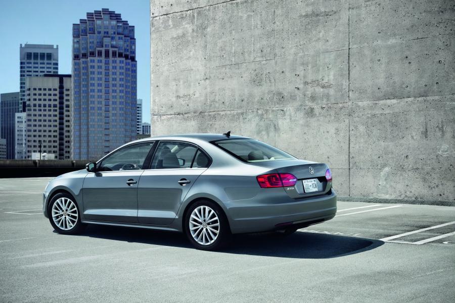  Volkswagen Jetta 2011 года  (фото 23 из 139)